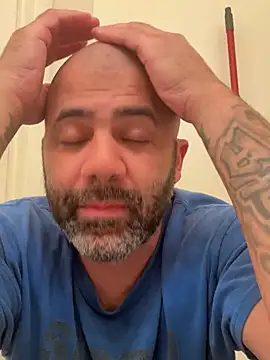 bigdick20101 online show from June 13, 2026, 4:54 am