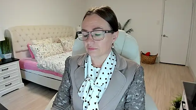 Vika73 online show from October 1, 2025, 11:49 am