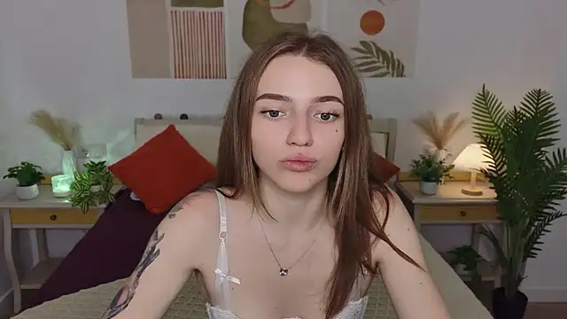 Snapshot of TayloryStar chatting on June 5, 2026, 12:00 pm TayloryStar online show from June 5, 2026, 12:00 pm