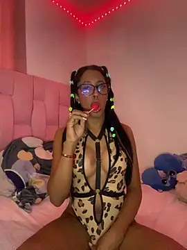 nahomyxxxts online show from May 24, 2026, 9:53 pm
