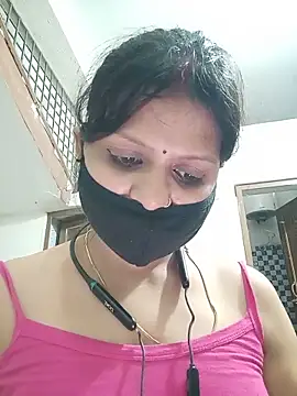Snapshot of ZOYA-STRIP chatting on June 9, 2026, 6:30 pm ZOYA-STRIP online show from June 9, 2026, 6:30 pm