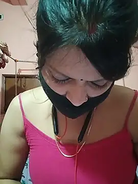Snapshot of ZOYA-STRIP chatting on June 24, 2026, 4:28 pm ZOYA-STRIP online show from June 24, 2026, 4:28 pm