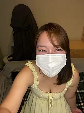 mami ch online show from May 22, 2026, 2:33 pm