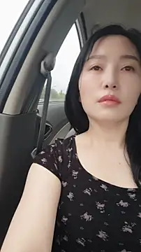 Snapshot of lylxili chatting on June 18, 2026, 12:44 am lylxili online show from June 18, 2026, 12:44 am