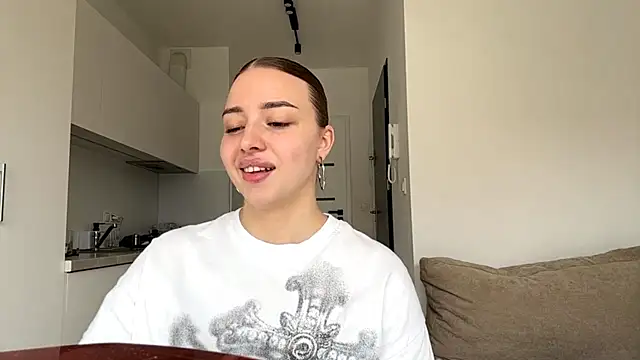 Snapshot of BrandiEngberg chatting on May 18, 2026, 11:38 am BrandiEngberg online show from May 18, 2026, 11:38 am