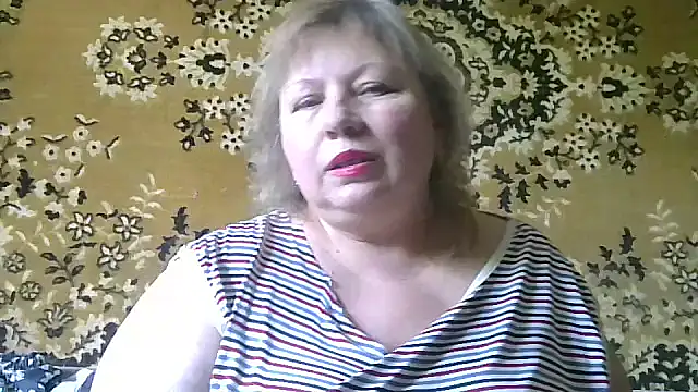 Snapshot of LediMelissa chatting on June 17, 2026, 11:01 am LediMelissa online show from June 17, 2026, 11:01 am