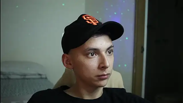 Snapshot of archi_love chatting on February 7, 2026, 5:33 am archi love online show from February 7, 2026, 5:33 am