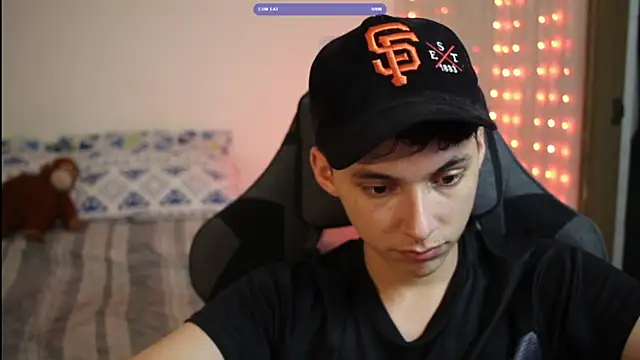 archi love online show from April 11, 2026, 1:10 am