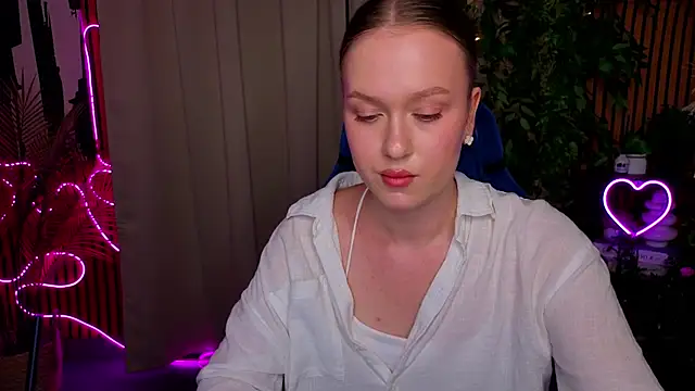 EllenJensen online show from May 25, 2026, 9:48 am