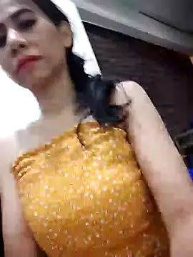 Alisaa0716 online show from June 5, 2026, 6:42 am