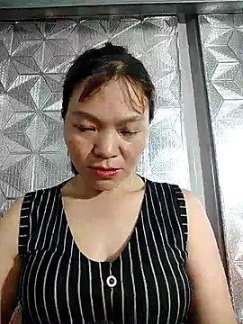lya sexyy online show from June 14, 2026, 3:58 pm