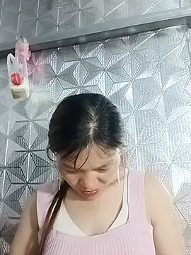 lya sexyy online show from June 21, 2026, 3:03 pm