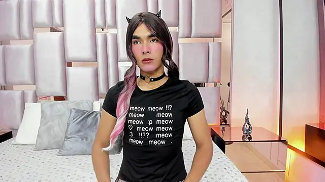 MiaBuny online show from May 19, 2026, 11:49 am