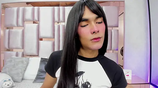 MiaBuny online show from June 13, 2026, 12:36 pm