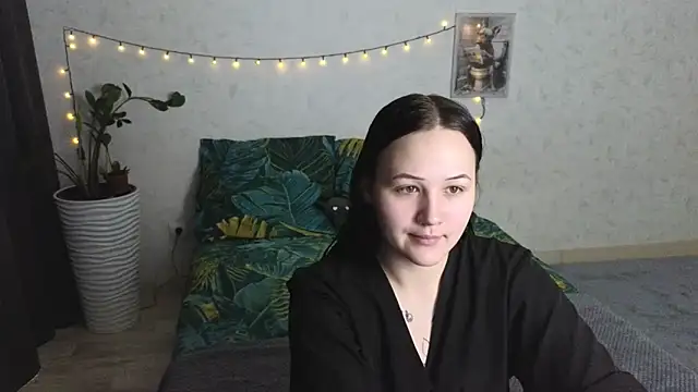 Tori cute online show from June 9, 2026, 1:28 am