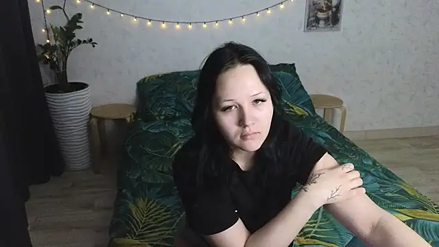 Tori cute online show from June 21, 2026, 2:36 am