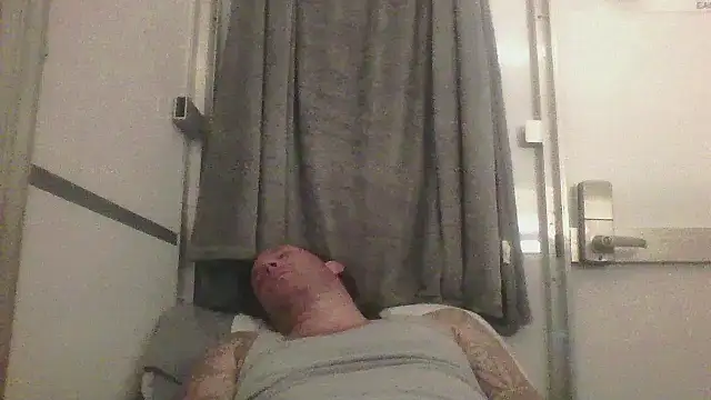 brazybooty92 online show from June 13, 2026, 8:45 am