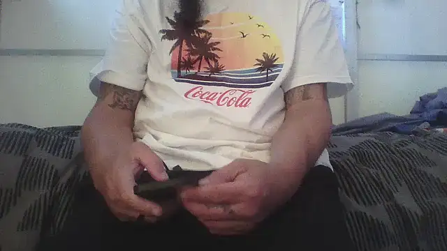brazybooty92 online show from June 30, 2026, 9:27 pm