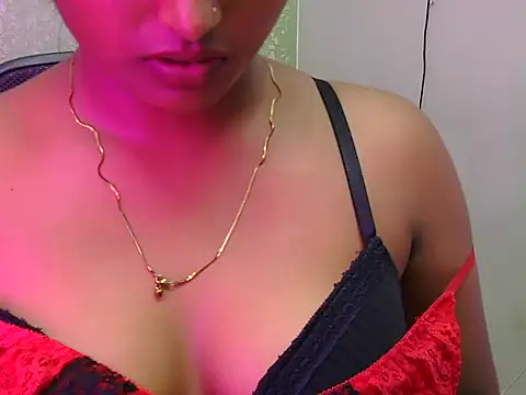 Snapshot of Itz-jasleen chatting on June 27, 2026, 5:12 am Itz-jasleen online show from June 27, 2026, 5:12 am