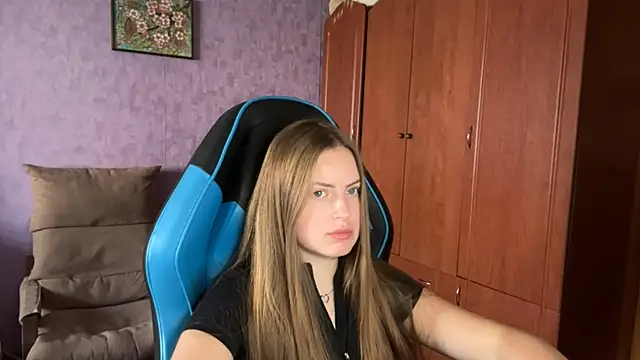 SilkSinner  online show from June 29, 2026, 11:10 am