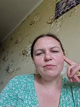 Snapshot of Meri_a chatting on June 25, 2026, 12:53 pm Meri a online show from June 25, 2026, 12:53 pm