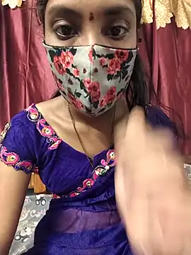 Snapshot of reshma124 chatting on June 21, 2026, 8:50 am reshma124 online show from June 21, 2026, 8:50 am