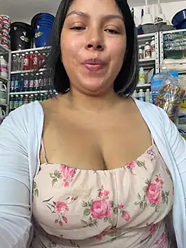 Snapshot of ISABELLA__LUNA chatting on July 17, 2026, 2:02 pm ISABELLA LUNA online show from July 17, 2026, 2:02 pm