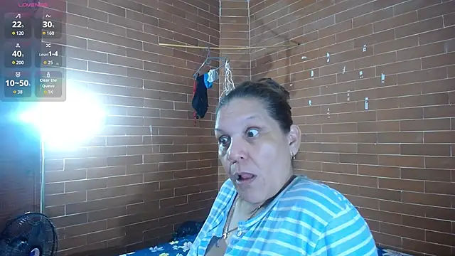 Snapshot of sabag_luchh chatting on June 18, 2026, 12:11 am sabag luchh online show from June 18, 2026, 12:11 am