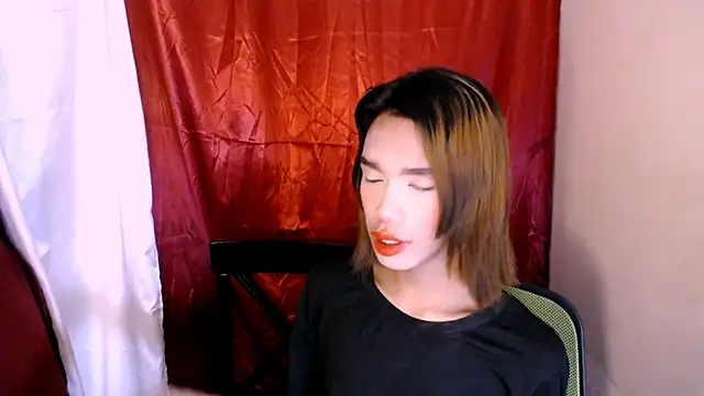 cuntyslut nikki online show from June 26, 2026, 1:59 pm