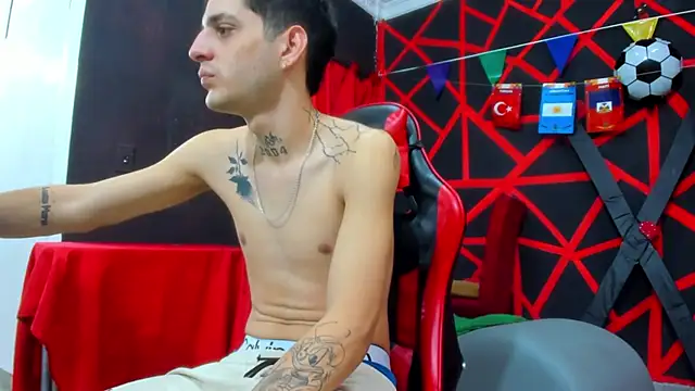 boy max latin online show from June 28, 2026, 5:46 am