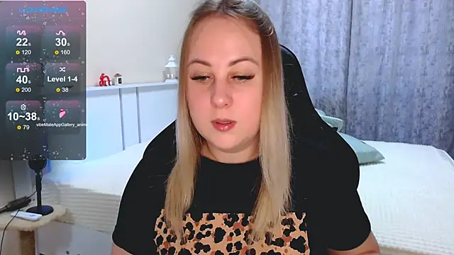 Pretty Yourfriend online show from May 27, 2026, 9:17 am