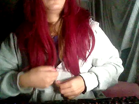 moraninha online show from June 17, 2026, 1:41 am