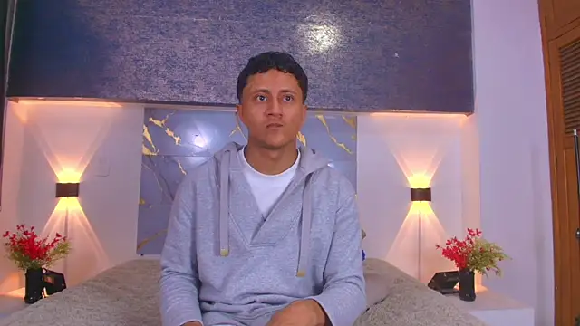 Thiago Nova online show from June 23, 2026, 3:26 am
