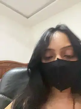 Snapshot of livia_dolls chatting on June 6, 2026, 10:47 pm livia dolls online show from June 6, 2026, 10:47 pm