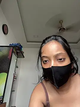 Snapshot of livia_dolls chatting on June 11, 2026, 4:54 am livia dolls online show from June 11, 2026, 4:54 am