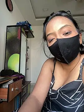 Snapshot of livia_dolls chatting on June 13, 2026, 10:57 am livia dolls online show from June 13, 2026, 10:57 am