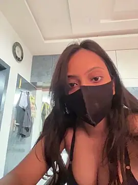 Snapshot of livia_dolls chatting on June 18, 2026, 10:30 am livia dolls online show from June 18, 2026, 10:30 am