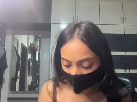Snapshot of livia_dolls chatting on June 25, 2026, 10:14 pm livia dolls online show from June 25, 2026, 10:14 pm