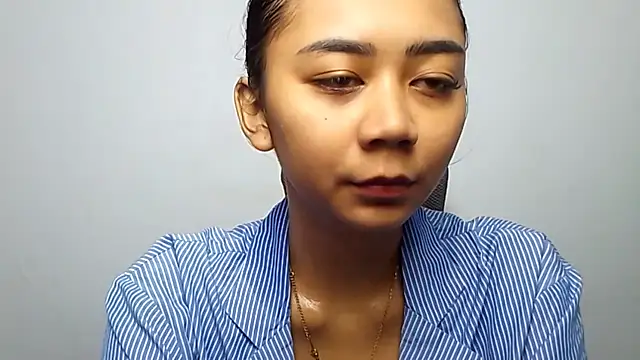 KristieOrtmann online show from July 8, 2026, 6:18 am