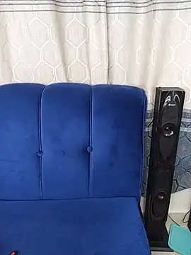 ariahsexy online show from June 25, 2026, 5:17 pm