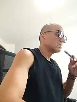 Gaceru01006 online show from May 21, 2026, 3:08 pm