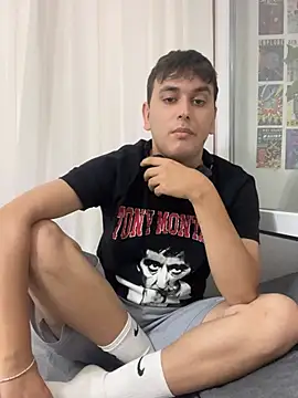 imjustaboyy1 online show from July 24, 2026, 4:05 pm