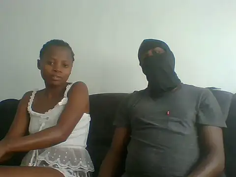 TonnyAmellia online show from June 12, 2026, 7:51 am