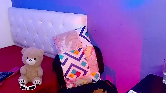 Angel foxc13 online show from July 5, 2026, 4:19 am