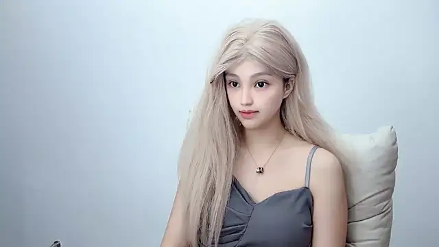 jiangjiang2005 online show from June 20, 2026, 6:22 pm
