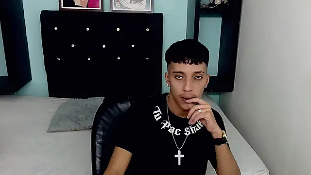 jl brayan12 online show from July 3, 2026, 3:13 am