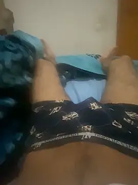 heromano11 online show from May 26, 2026, 2:51 am