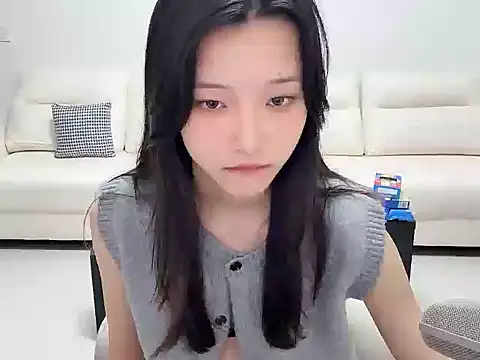 jiajia girl online show from June 6, 2026, 11:15 am