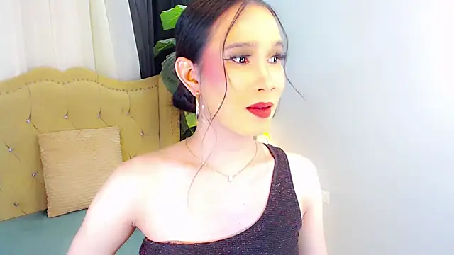 Snapshot of LexiLoreOnTop chatting on June 10, 2026, 1:32 pm LexiLoreOnTop online show from June 10, 2026, 1:32 pm