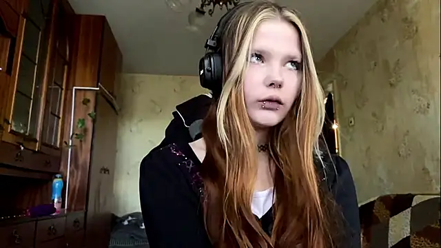 SusanaLeichty online show from May 23, 2026, 8:51 am